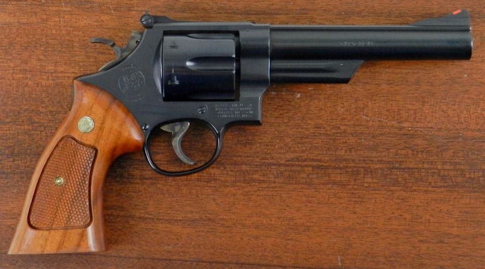 Smith & Wesson modèle 57